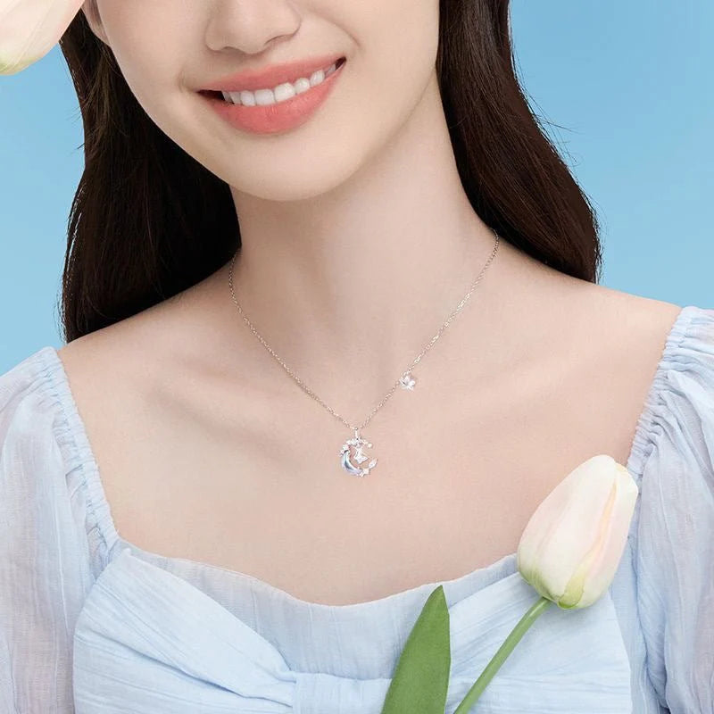 Sweet And Elegant Butterfly Necklace For Women Perfect For Moonlit Nights