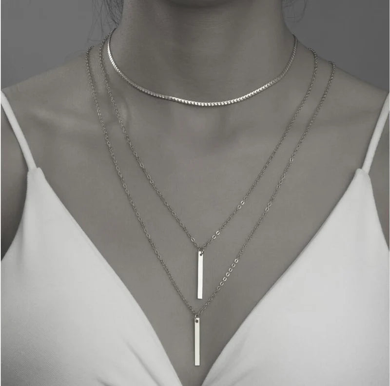 Vintage-style Light-luxury Niche Necklace Set From Europe